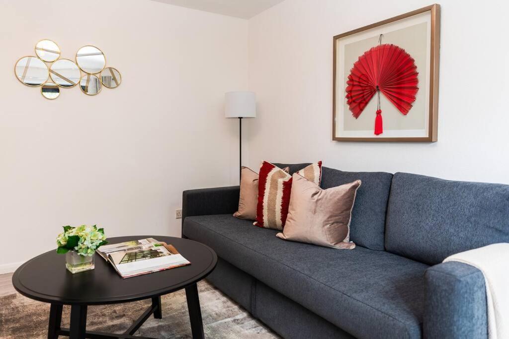 Appartement Cosy Decorated Flat In Tonbridge Extérieur photo