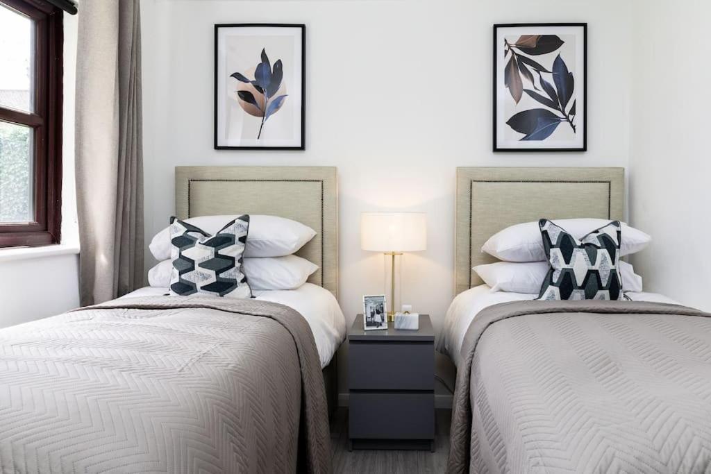 Appartement Cosy Decorated Flat In Tonbridge Extérieur photo