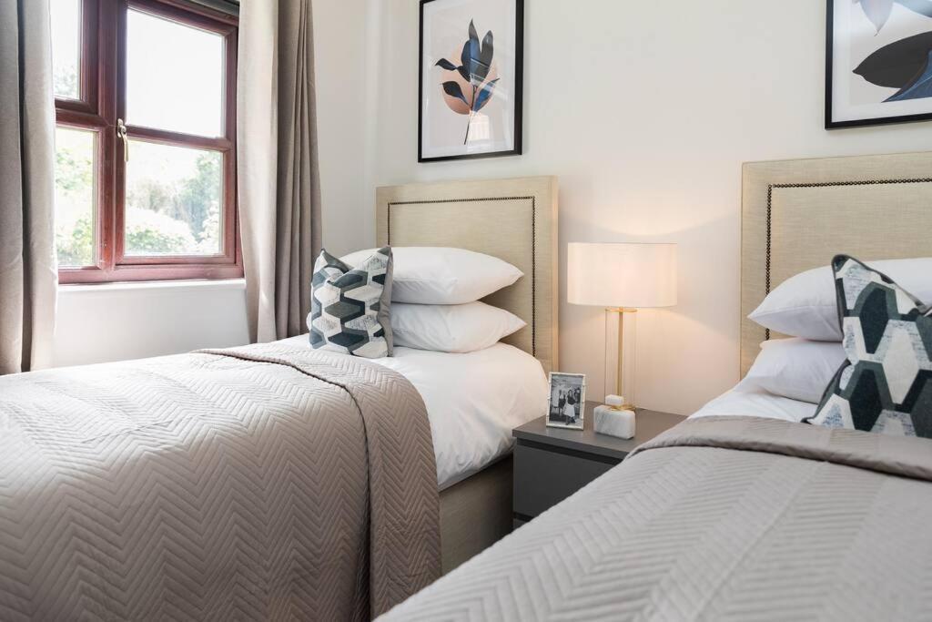 Appartement Cosy Decorated Flat In Tonbridge Extérieur photo